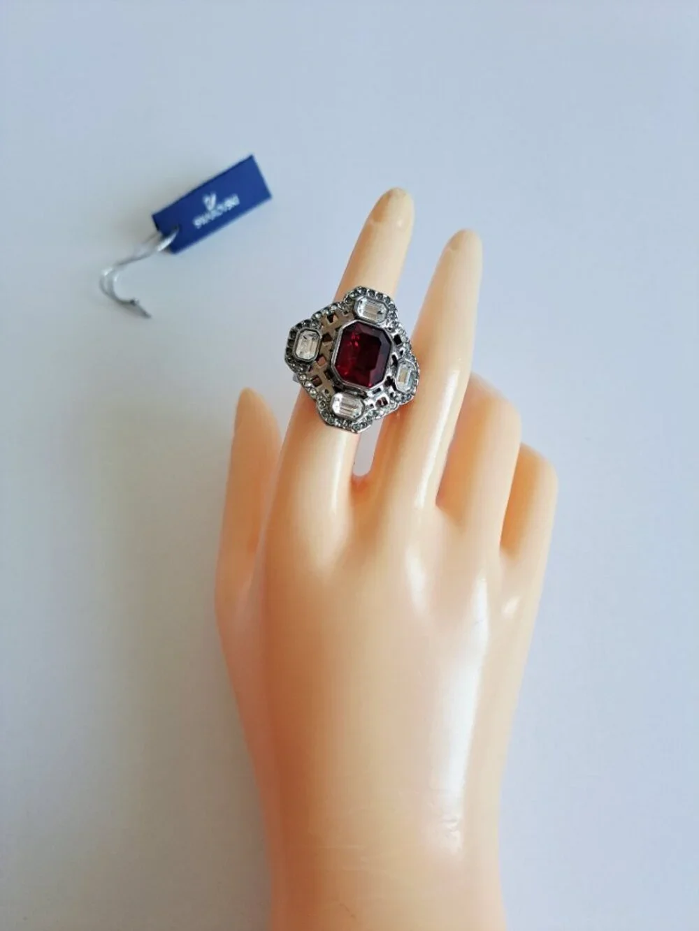 NEW Vintage Swarovski Sheila Ruby Red Ring Signed Size 6.5 - Picture 13 of 14